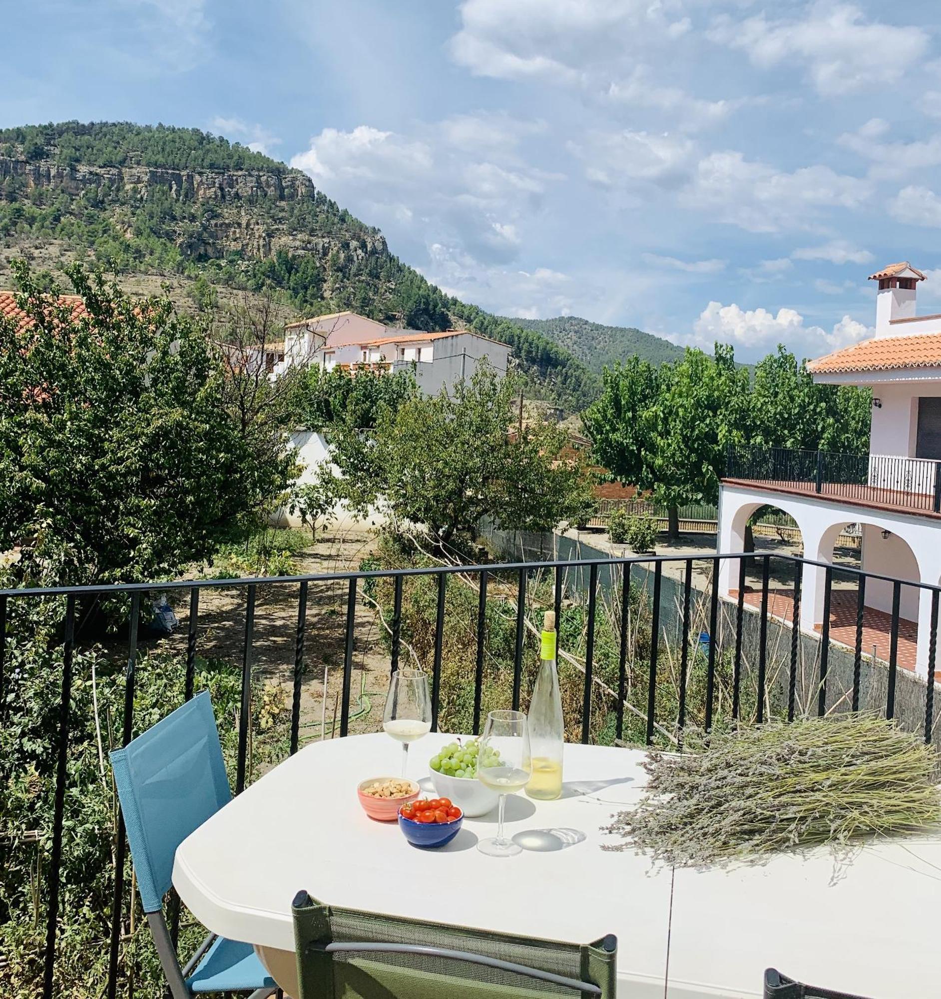 Casa Rural Con Encanto En La Puebla De Arenoso Ngoại thất bức ảnh
